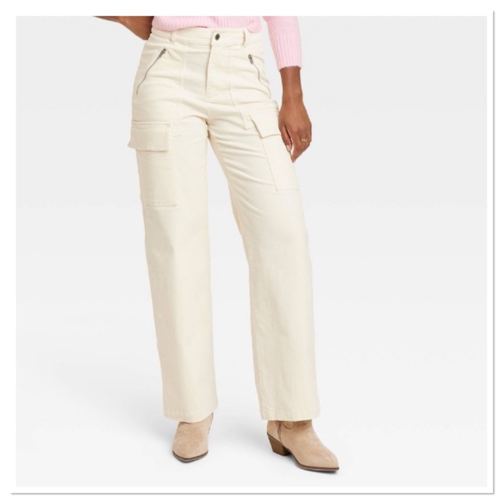 Women’s High Rise Straight Leg Corduroy Cargo Pants Universal Thread